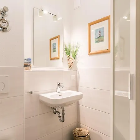 Bahnhofstr 9 Bahnhofstrasse 9, One * Büsum